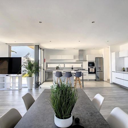 Villa Piece Of Heaven By Lovelystay Estreito Da Calheta Esterno foto