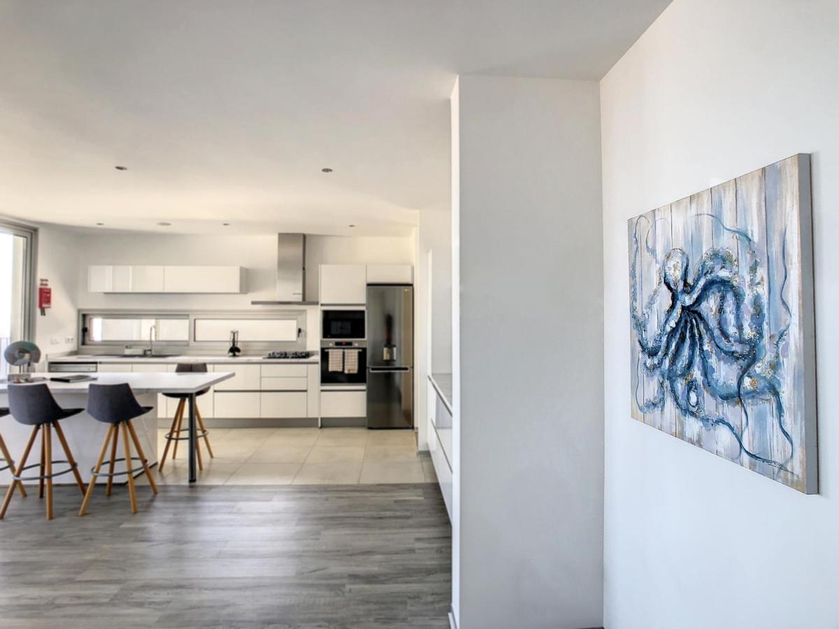 Villa Piece Of Heaven By Lovelystay Estreito Da Calheta Esterno foto