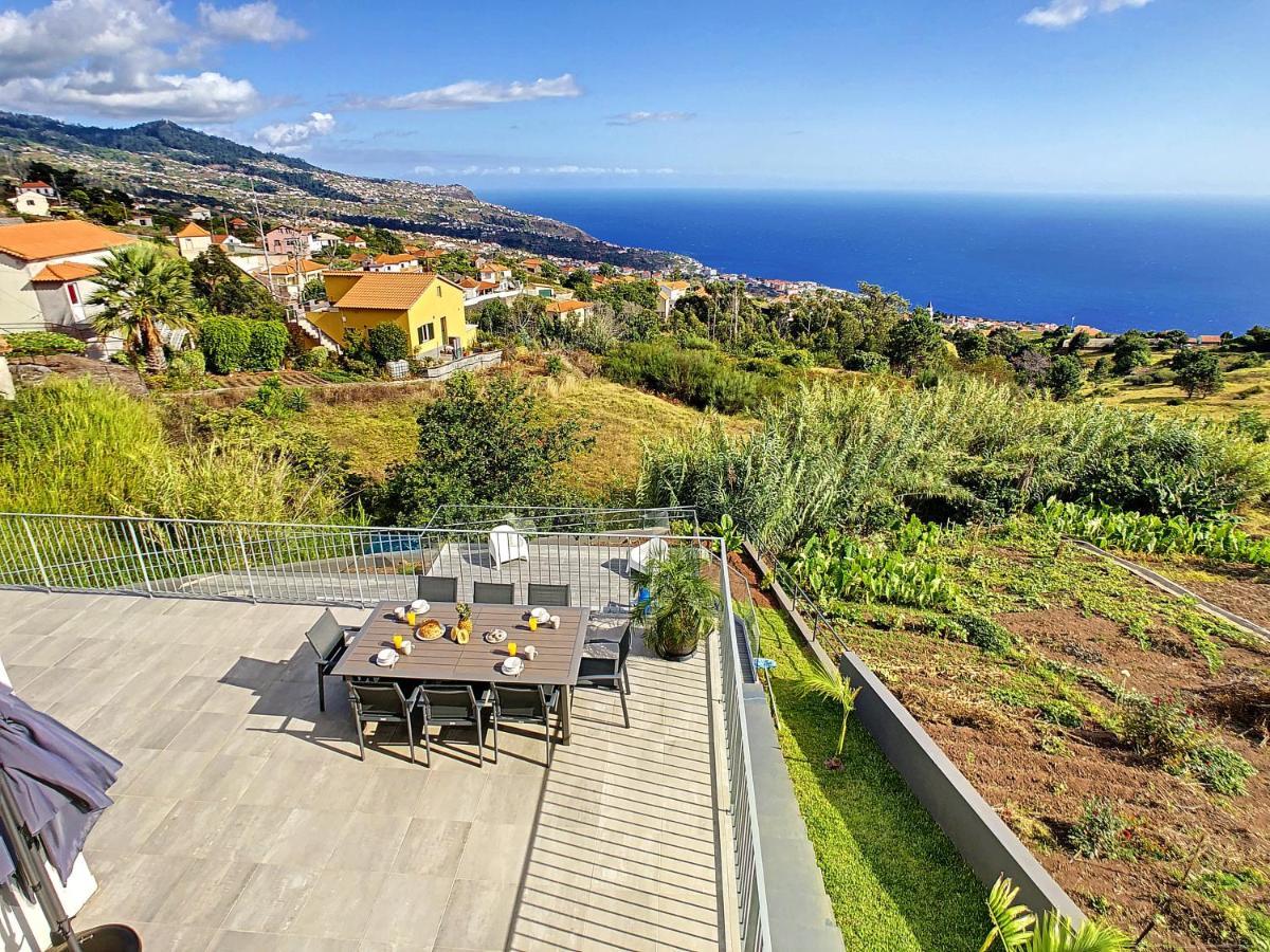 Villa Piece Of Heaven By Lovelystay Estreito Da Calheta Esterno foto